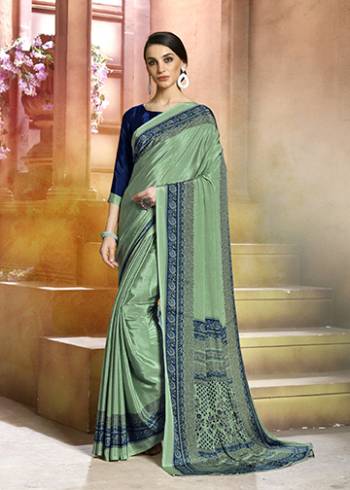 Add Some Casuals With This Pretty Saree Fabricated On Crepe. This?Saree And Blouse are Beautified With prints And It Is Light Weight And Easy To Carry All Day Long