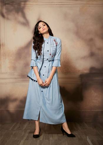 Here Is A Very Pretty Designer Readymade Kurti In Powder Blue Color Fabricated On Handloom Rayon. It Is Beautified With Unique Pattern and Thread Embroidery. Buy Now.