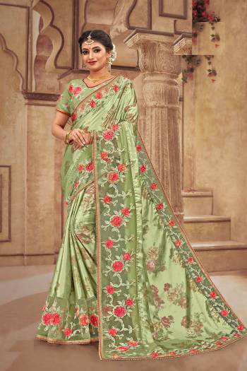 You Will Definitely Earn Lots Of Compliments Wearing This Heavy Designer Which Is Perfectly Suitable For Wedding Wear. This Pretty Saree Is Satin Georgette Based Which Is Durable And Eary To Carry.