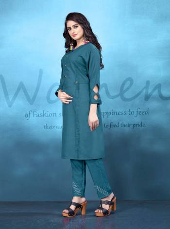 For Your Casual Or Semi-Casual Wear, Grab This Readymade Pair Of Kurti With Pants In Blue Color. This Lovely Pair Is Cotton Based Which Is Light Weight, Soft Towards Skin And Easy To Carry All Day Long. 