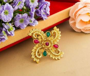 Here Is Royal Looking Designer Finger Ring In Golden Color Beautified With Stone Work. The Rich Golden Color And Pattern Will Give An Elegant Look To Your Hand, Buy Now