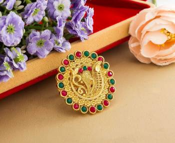 Here Is Royal Looking Designer Finger Ring In Golden Color Beautified With Stone Work. The Rich Golden Color And Pattern Will Give An Elegant Look To Your Hand, Buy Now