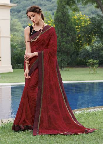 Here Is A Pretty Saree For Your Casual Or Semi-Casual Wear. This Printed Saree Is Fabricated On Georgette WhichIs Light Weight, Durable And Easy To Carry All Day Long. Buy Now.