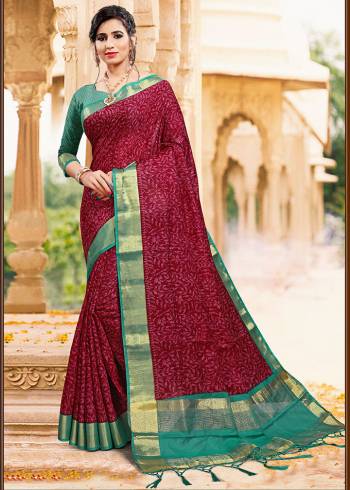 Celebrate This Festive Season With Beauty And Comfort Wearing This Silk Based Saree. This Printed Saree And Blouse Are Fabricated On Art Silk, Its Pretty Color And Simple Print Gives An Elegant Look To Your Personality. Buy Now.