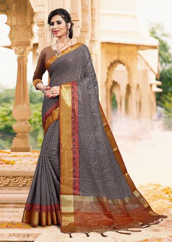 Grab This Lovely Printed Saree Which Is Suitable For Your Semi-Casuals And Festive Wear, This Saree And Blouse Are Fabricated On Art Silk Which Is Durable And Easy To Care For. 