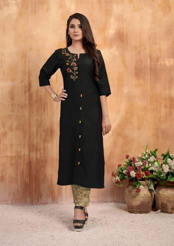 Grab This Readymade Pair Of Kurti With Bottom In Black And Beige Color Respectively. This Kurti Is Fabricated On Muslin Paired With Art Silk Fabricated Bottom. Both Its Fabric Enures Superb Comfort All Day Long. 