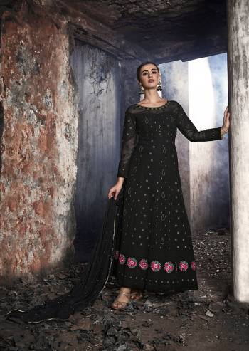 Grab This Heavy Designer Floor Length Suit Is In Attractive Black Color. Its Heavy Embroidered Top Is Fabricated On Georgette Paired With Santoon Bottom And Chiffon Fabricated Dupatta. Buy This Lovely Lakhnavi Embroidered Floor Length Suit Now.