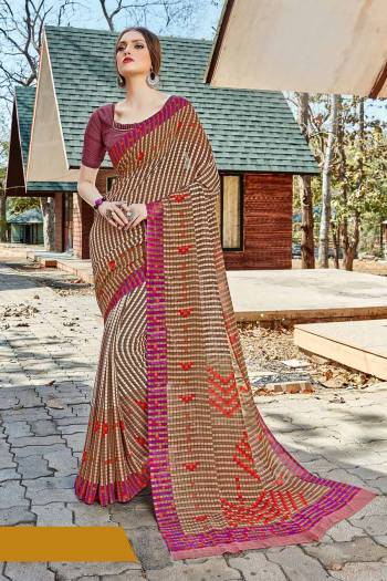 For Your Casual Or Semi-Casual Wear, Grab This Printed saree In Multi Color paired With Purple Colored blouse. This Saree And Blouse Are Fabricated On Georgette Beautified With Prints. It Is Light In Weight And Easy To Carry All Day Long. 