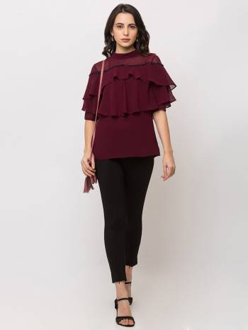 Here Is A Trendy and Pretty Readymade Top For Your College Or Outing. It Is Light In Weight And Its Fabric Ensures Superb Comfort All Day Long.