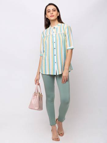 Here Is A Trendy and Pretty Readymade Top For Your College Or Outing. It Is Light In Weight And Its Fabric Ensures Superb Comfort All Day Long.