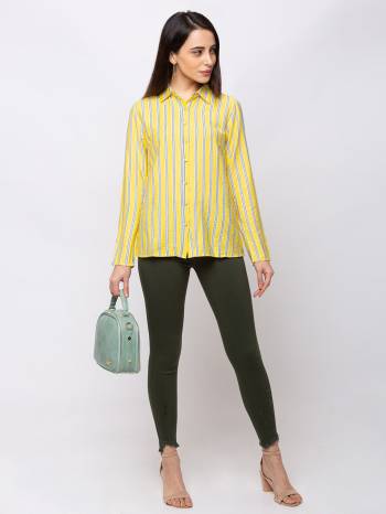 Here Is A Trendy and Pretty Readymade Top For Your College Or Outing. It Is Light In Weight And Its Fabric Ensures Superb Comfort All Day Long.