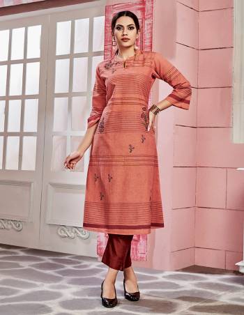 Add This Readymade Kurti To Your Wardrobe In Orange Color Fabricated On Cotton. It Can Be Paired With Same Or Contrasting Colored Bottom. Buy Now.