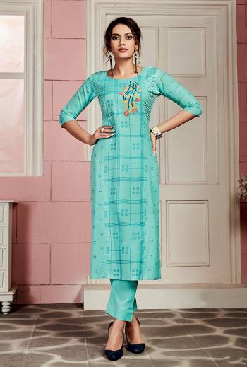 Here Is An Elegant Looking Kurti In Sky Blue Color Fabricated On Rayon. This Readymade Kurti Is Light In Weight And Can Be Styled In Multiple Ways As Per Occasion. 