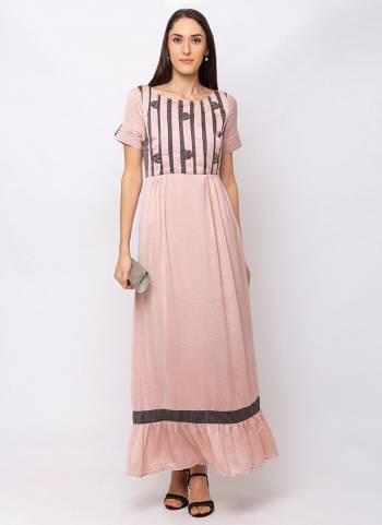 Grab This Beautiful Readymade Gown In Grey Color Giving A Western Look. This Pretty Gown Is Fabricated On Satin cotton Beautified With Patch Work And Available In All Regular Sizes. 